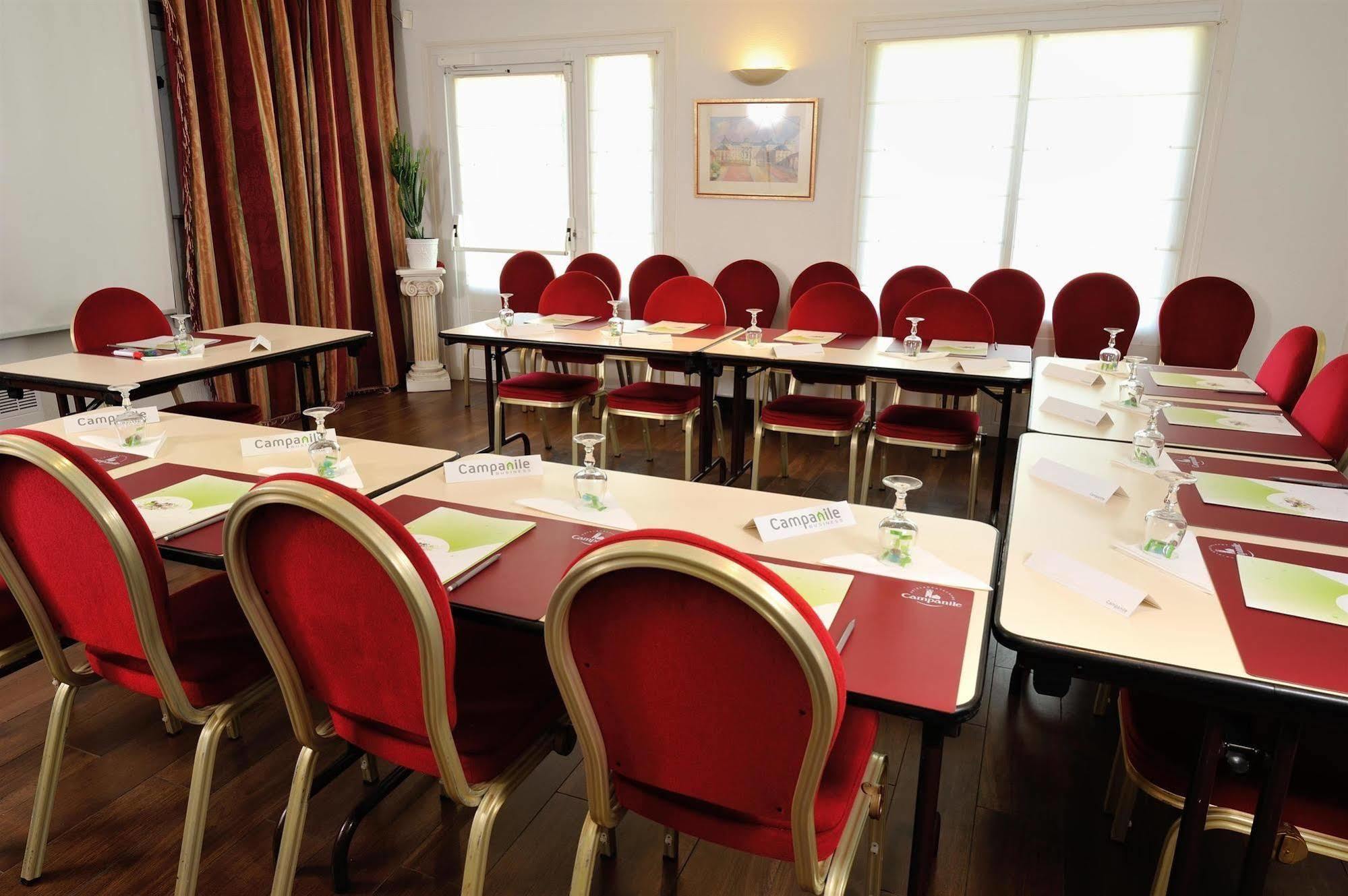 Brit Hotel Confort Nancy Lunéville Exteriör bild